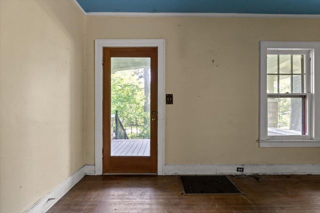 813 Fairmount Avenue, Signal Mountain, TN 37377