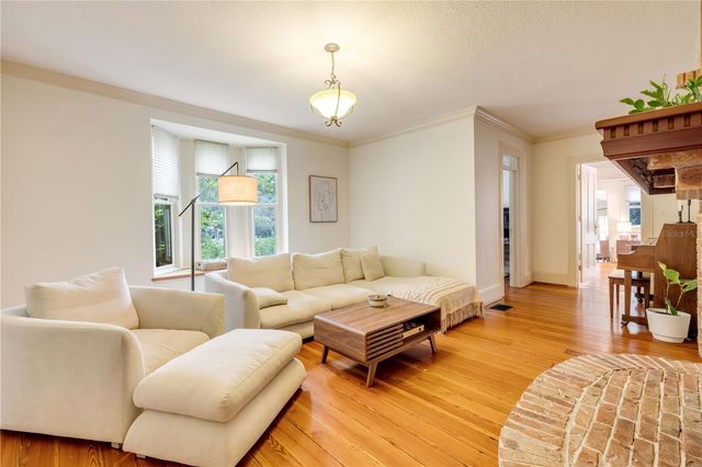 417 W MINNESOTA AVENUE, Deland, FL 32720