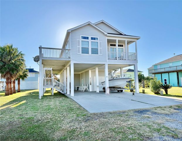 981 Nassau Drive, Crystal Beach, TX 77650