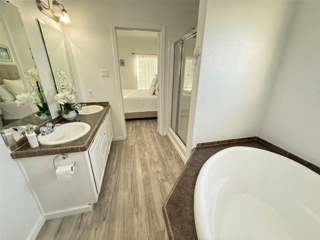 981 Nassau Drive, Crystal Beach, TX 77650