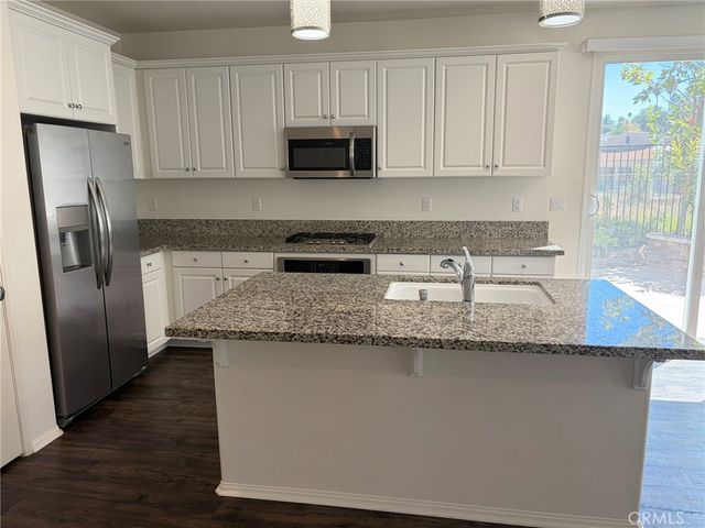 42688 Azure St, Temecula, CA 92592