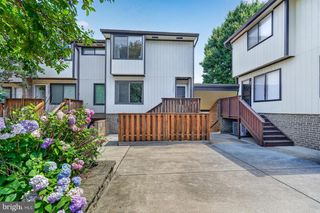 1707 WESTWIND WAY #8, Mclean, VA 22102