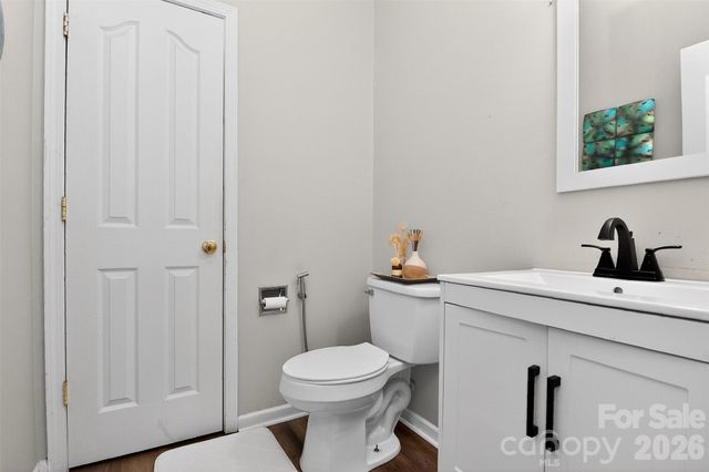 17126 Cambridge Woods Court, Charlotte, NC 28277