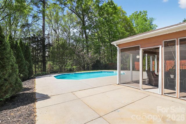 17126 Cambridge Woods Court, Charlotte, NC 28277