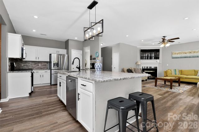 17126 Cambridge Woods Court, Charlotte, NC 28277
