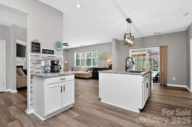 17126 Cambridge Woods Court, Charlotte, NC 28277