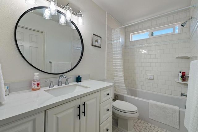 911 Saint Ann Drive, Paso Robles, CA 93446