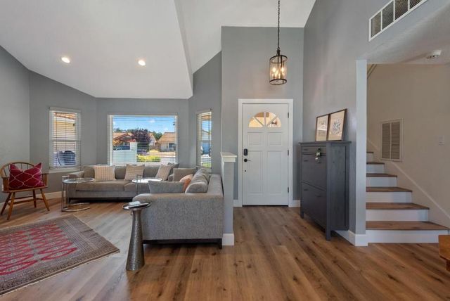 911 Saint Ann Drive, Paso Robles, CA 93446