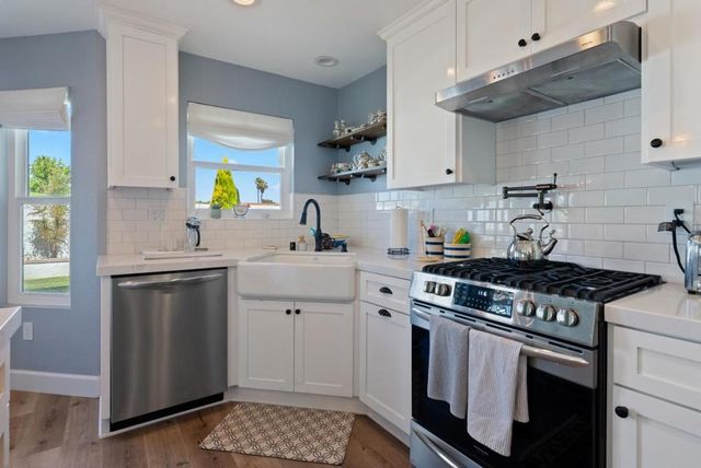 911 Saint Ann Drive, Paso Robles, CA 93446