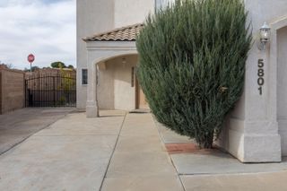 5801 Tres Vistas Court NW, Albuquerque, NM 87120