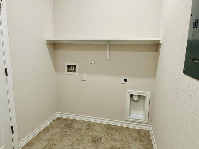 709 Long Run, Liberty Hill, TX 78642