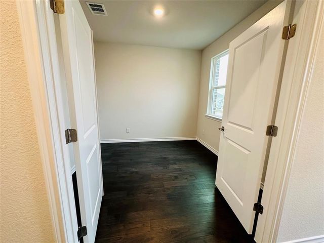 709 Long Run, Liberty Hill, TX 78642