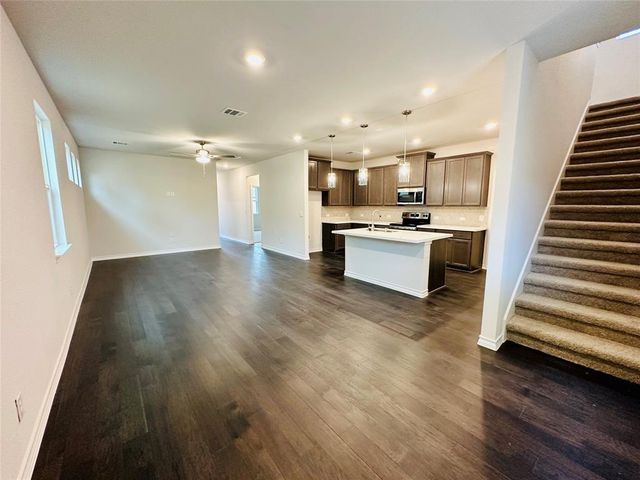 709 Long Run, Liberty Hill, TX 78642