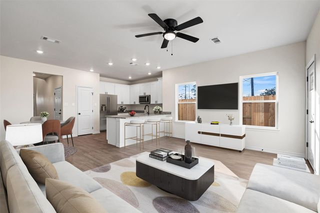 7101 Weyburn Street, Houston, TX 77028