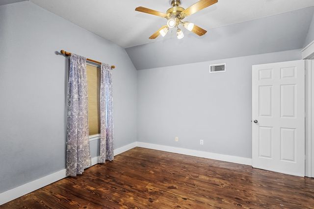 613 Forest Edge Street, Burleson, TX 76028