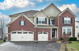 12309 Garlieb Drive, Huntley, IL 60142