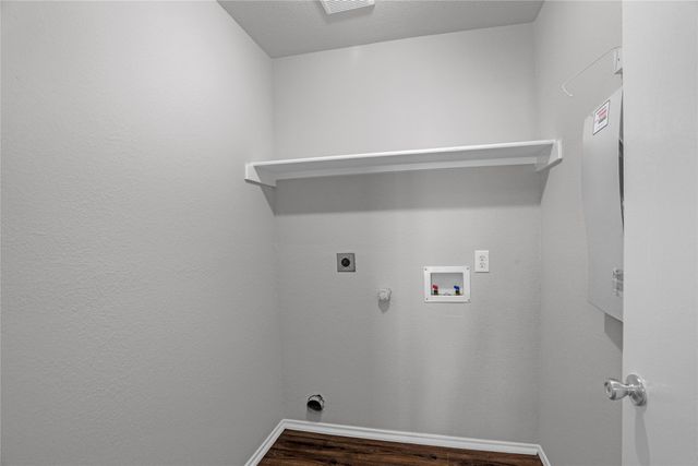 1708 Heron Drive, Aubrey, TX 76227