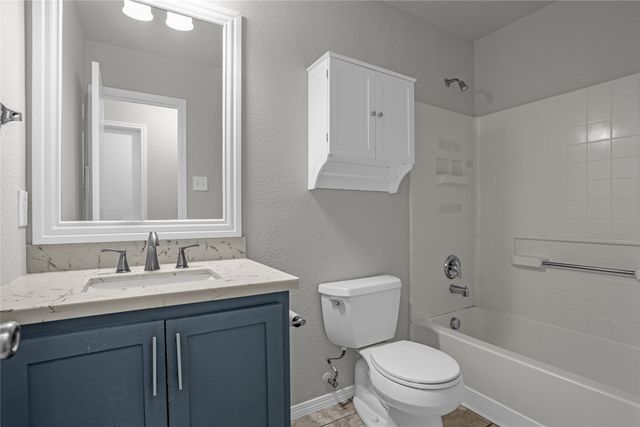 1708 Heron Drive, Aubrey, TX 76227