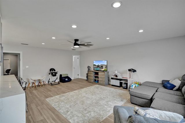 3991 N 41st Court, Hollywood, FL 33021