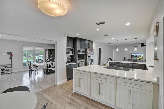 3991 N 41st Court, Hollywood, FL 33021