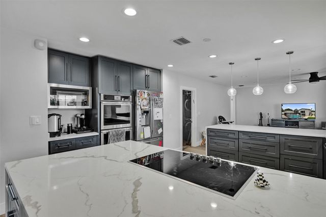 3991 N 41st Court, Hollywood, FL 33021