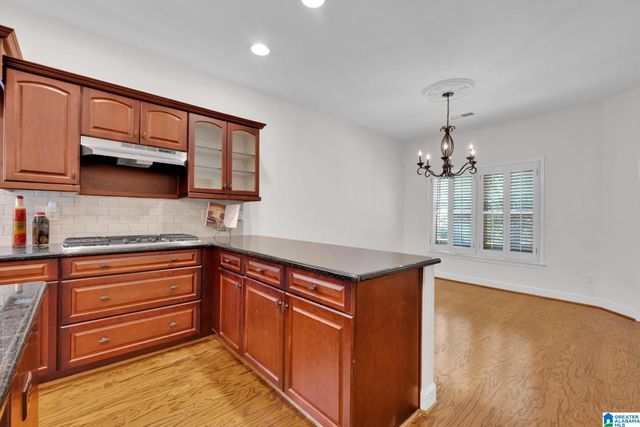 1044 LINKSIDE DRIVE, Hoover, AL 35242