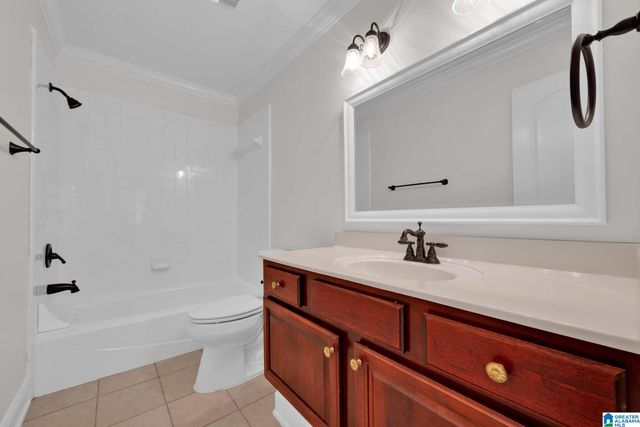 1044 LINKSIDE DRIVE, Hoover, AL 35242