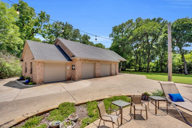 5 Remington Court, Red Oak, TX 75154
