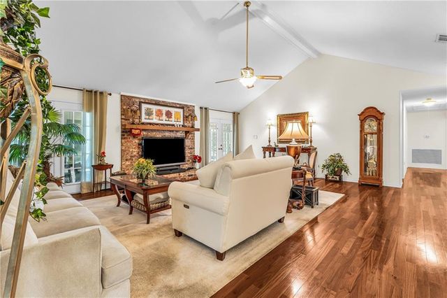 2417 Huffman Drive W, Mobile, AL 36693