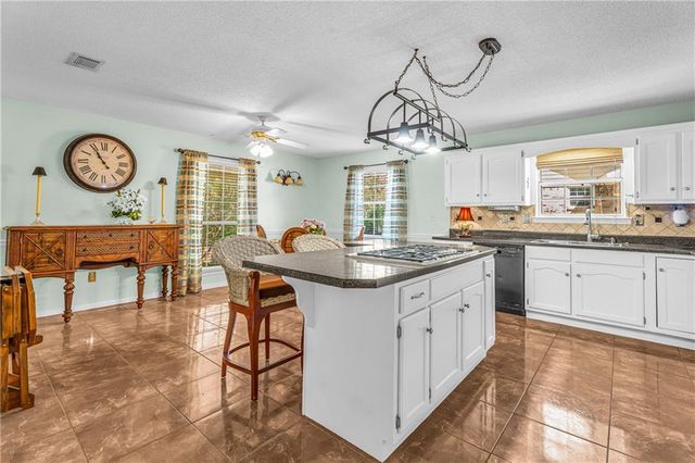 2417 Huffman Drive W, Mobile, AL 36693