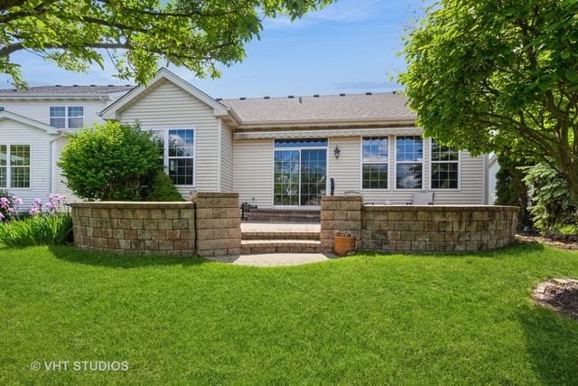 2026 Highbury Lane, Aurora, IL 60502