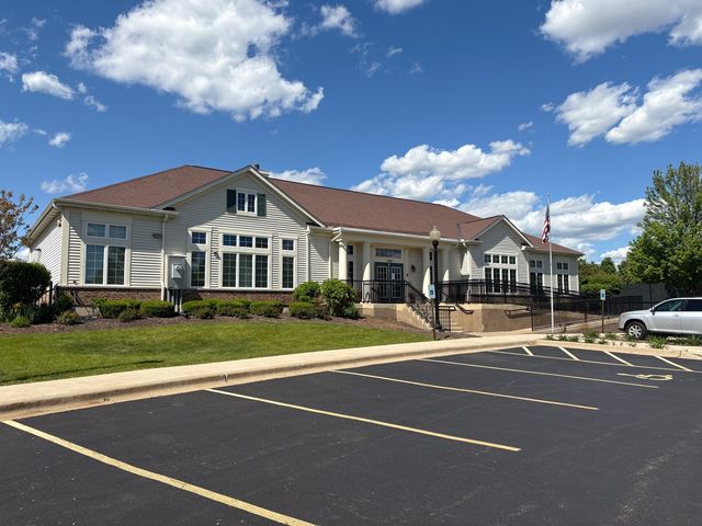 2026 Highbury Lane, Aurora, IL 60502
