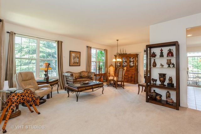 2026 Highbury Lane, Aurora, IL 60502