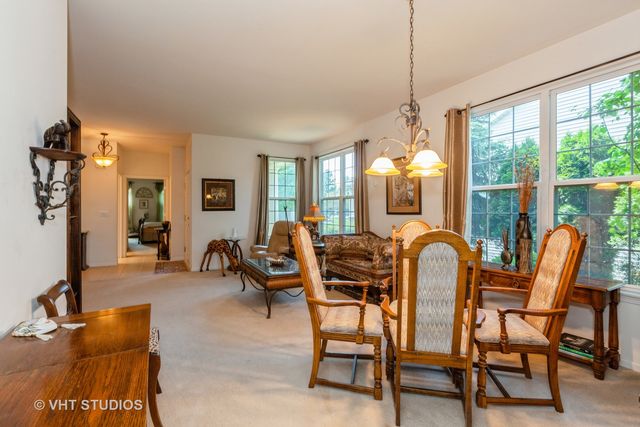 2026 Highbury Lane, Aurora, IL 60502