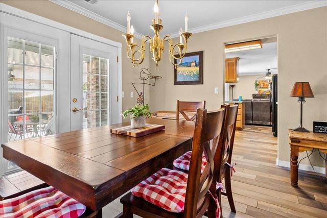 1160 W Walnut St, Stockton, CA 95203