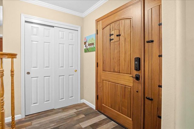 1160 W Walnut St, Stockton, CA 95203