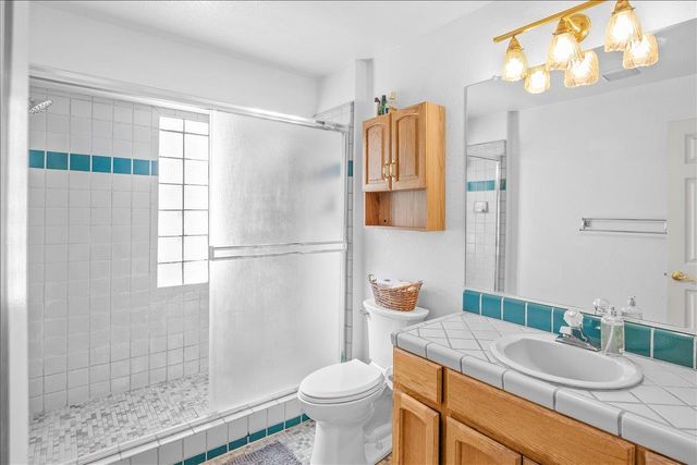 1160 W Walnut St, Stockton, CA 95203