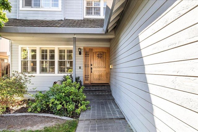 1160 W Walnut St, Stockton, CA 95203