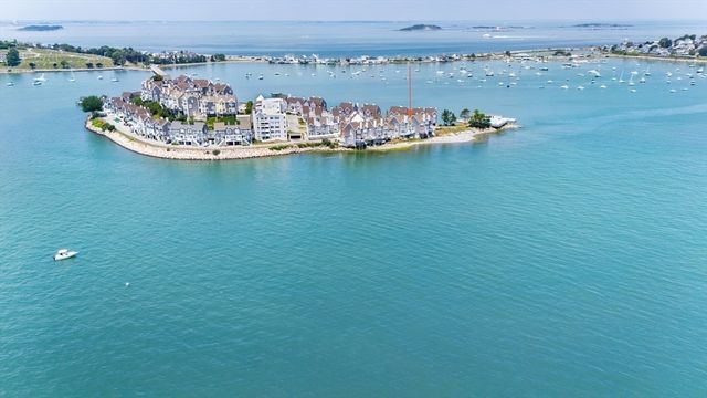 19 Marina Dr 19, Hull, MA 02045