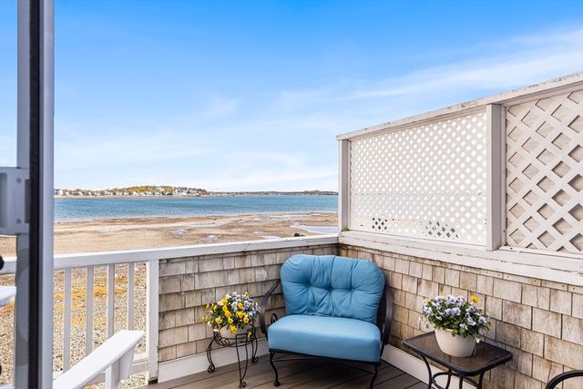19 Marina Dr 19, Hull, MA 02045