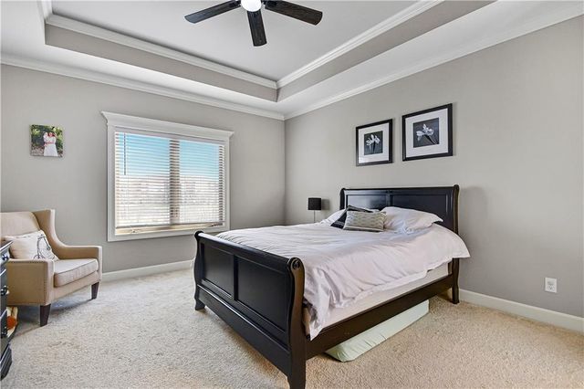 8003 W 166th Terrace, Overland Park, KS 66085