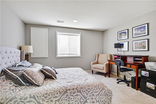 8003 W 166th Terrace, Overland Park, KS 66085