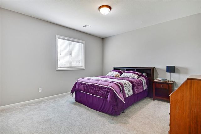 8003 W 166th Terrace, Overland Park, KS 66085