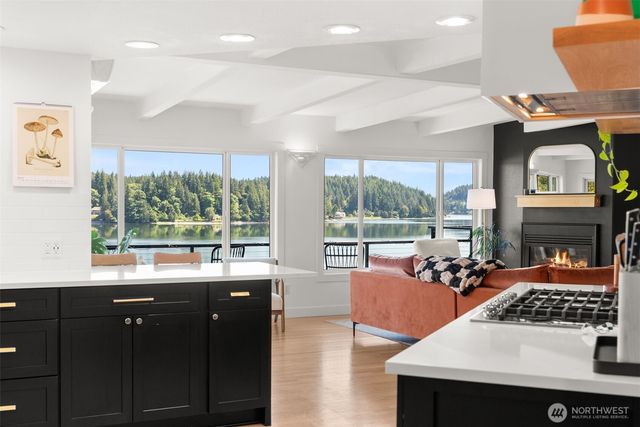 3440 Madrona Beach Road NW, Olympia, WA 98502