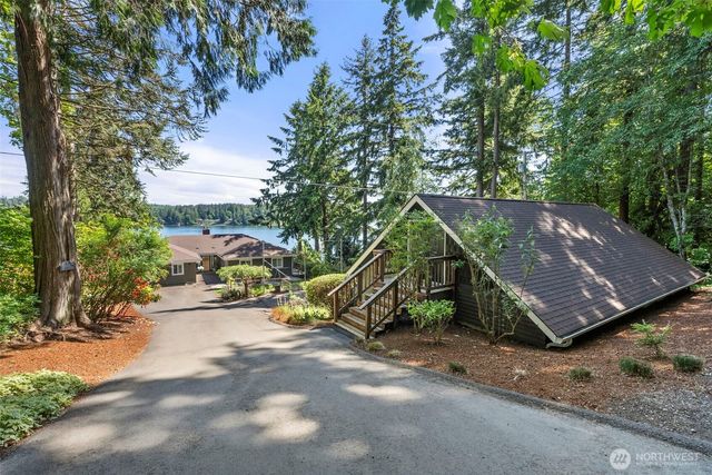 3440 Madrona Beach Road NW, Olympia, WA 98502