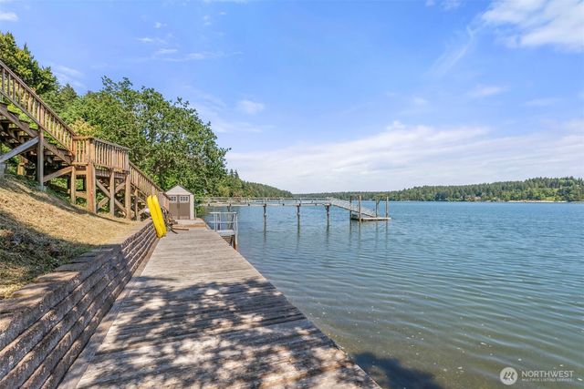 3440 Madrona Beach Road NW, Olympia, WA 98502