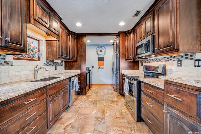 2064 Campfire, Spring Branch, TX 78070