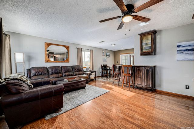 2064 Campfire, Spring Branch, TX 78070