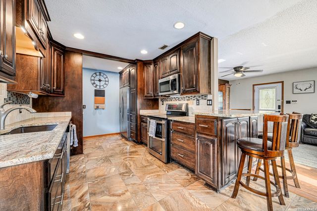 2064 Campfire, Spring Branch, TX 78070