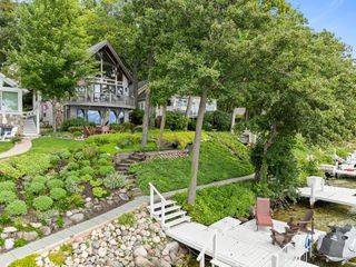 4 Dartmouth ROAD, Williams Bay, WI 53191